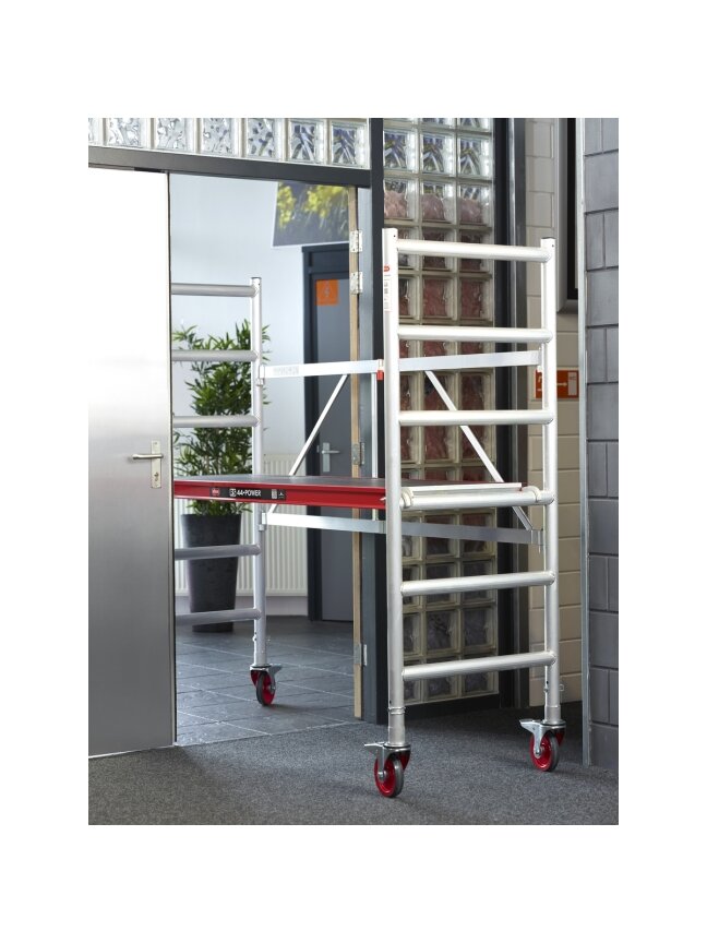 Aliuminio mobilus bokštelis RS 44 (A modulis), darbinis aukštis 3,00 m 2 Aliuminio mobilus bokštelis RS 44 (A modulis), darbinis aukštis 3,00 m 2