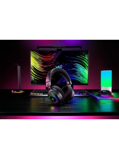 Belaidės žaidimų ausinės Razer Kraken V4, juodos