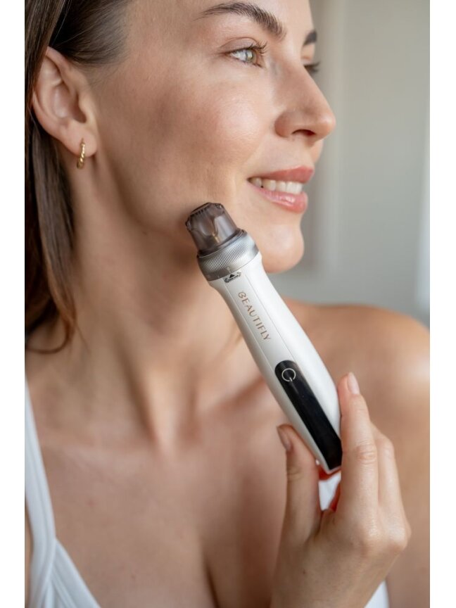 Beautifly CollagenBoost Dermapen 4 Beautifly CollagenBoost Dermapen 4