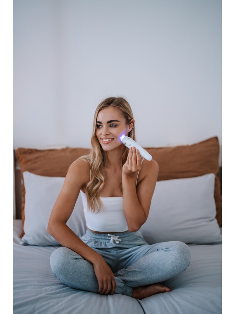 Beautifly B-Glossy Acne Young Ultragarsinis grožio aparatas su LED šviesos terapija probleminei odai 1 Beautifly B-Glossy Acne Young Ultragarsinis grožio aparatas su LED šviesos terapija probleminei odai 1