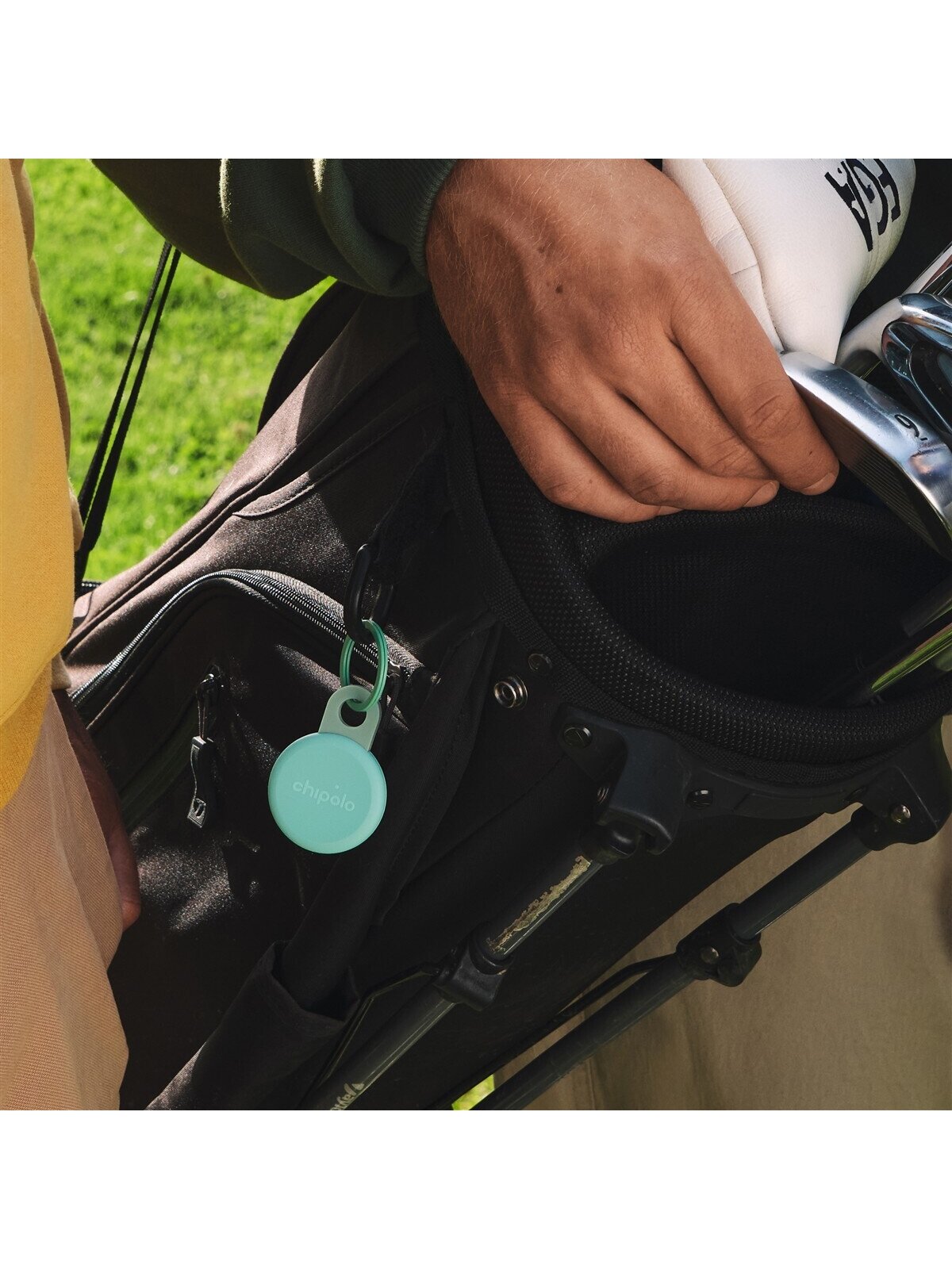 Chipolo LOOP – Rechargeable Bluetooth Tracker with Silicone Loop for iOS & Android, Mint 4 Chipolo LOOP – Rechargeable Bluetooth Tracker with Silicone Loop for iOS & Android, Mint 4