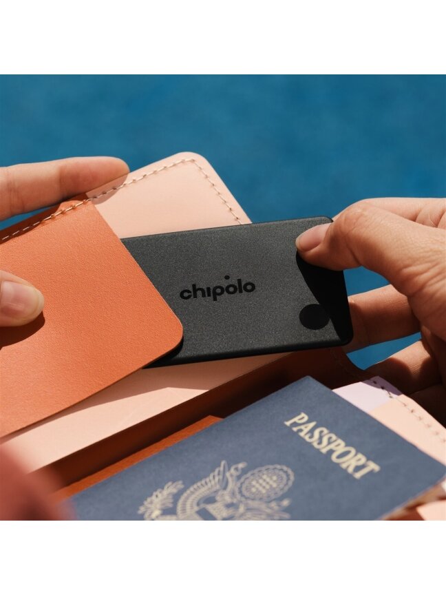 Chipolo CARD & LOOP Rechargeable Bluetooth Tracker for iOS & Android, Charcoal Bundle 5