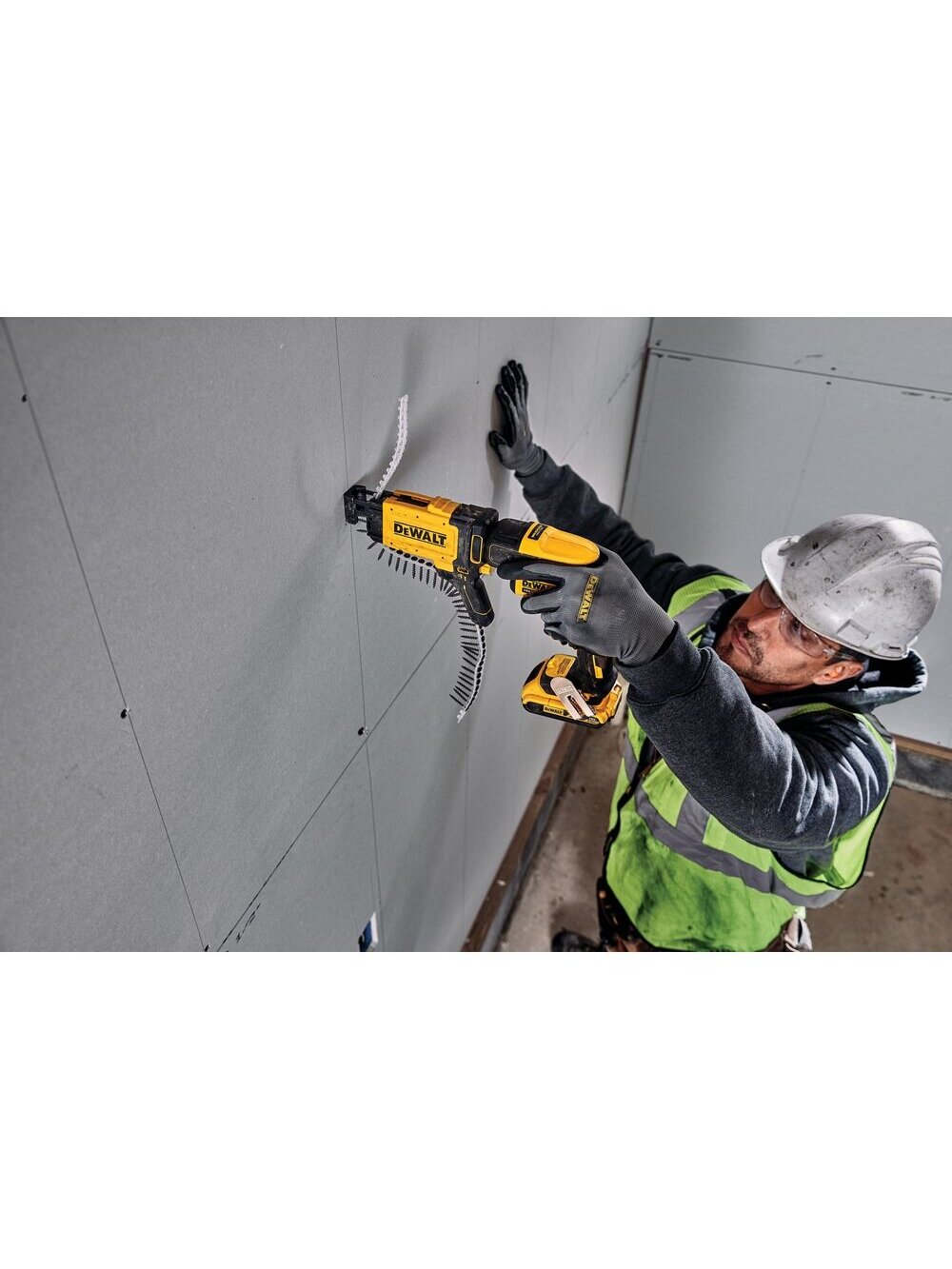 DeWalt Juostinis suktuvas DeWALT DCF620D2K+DCF6202 2x2 Ah 3 DeWalt Juostinis suktuvas DeWALT DCF620D2K+DCF6202 2x2 Ah 3