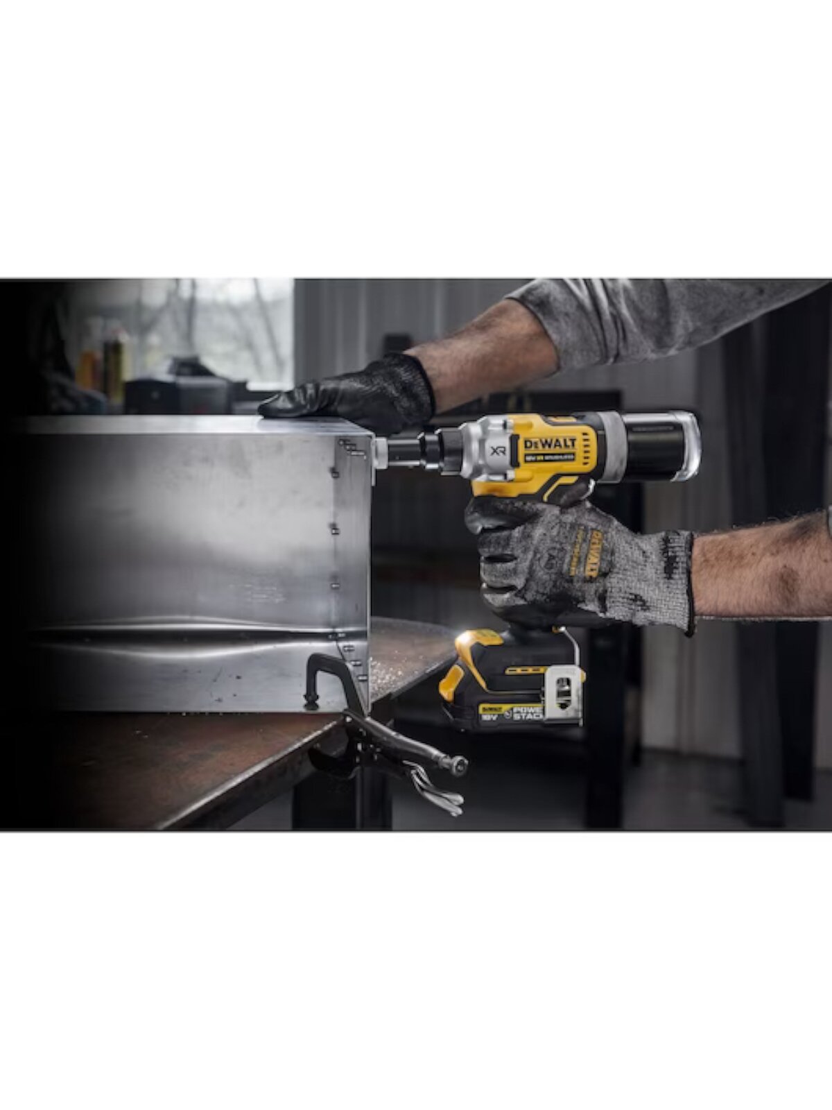 DeWalt Kniediklis DeWalt DCF414NT 18V 5 DeWalt Kniediklis DeWalt DCF414NT 18V 5