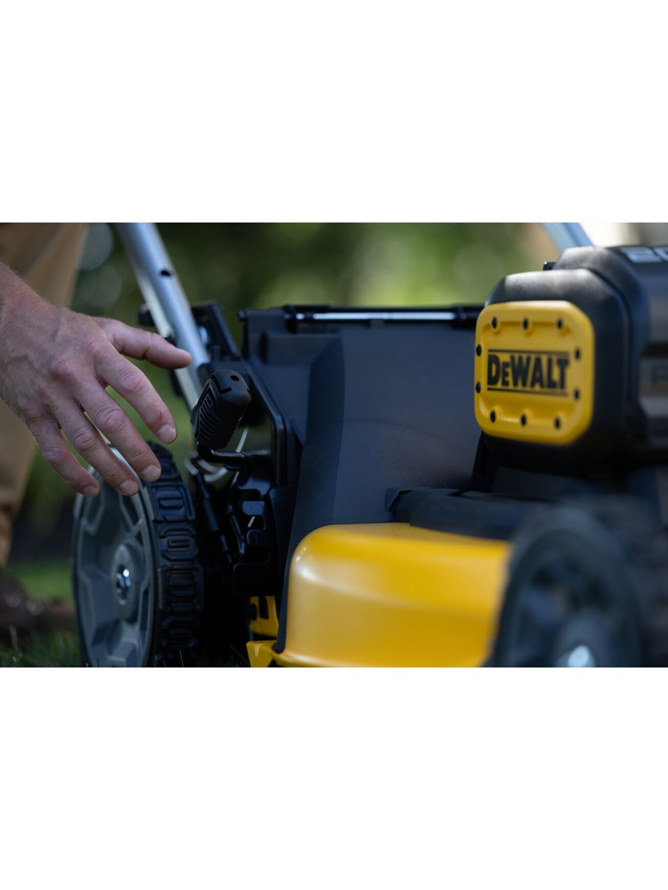 DeWalt Savaeigė žoliapjovė DCMWSP156N V18, DeWALT 8 DeWalt Savaeigė žoliapjovė DCMWSP156N V18, DeWALT 8