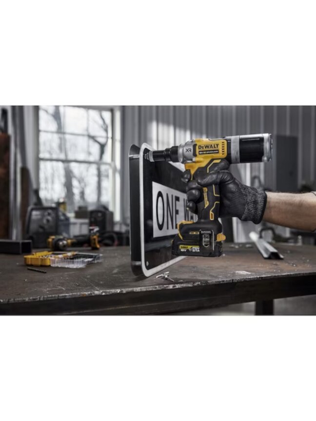 DeWalt Kniediklis DeWalt DCF414NT 18V 6 DeWalt Kniediklis DeWalt DCF414NT 18V 6