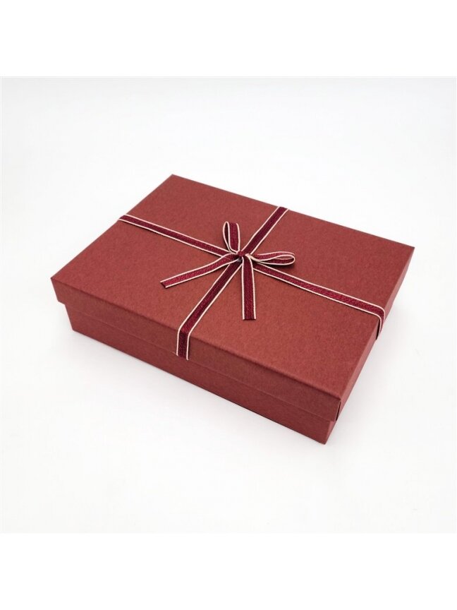 Dovanų dėžutė, įvairių spalvų, 29×21×9 cm 1 Dovanų dėžutė, įvairių spalvų, 29×21×9 cm 1