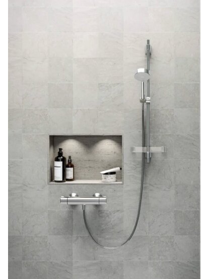 Dušo komplektas Oras Apollo, stovas 720 mm, žarna 1750 mm, dušo galva  95mm, 3-jų srovių, EcoFlow, muilinė 1