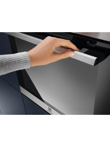 Įmontuojamoji orkaitė ELECTROLUX EOF3H40BX