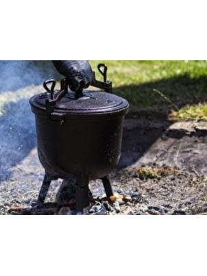 Ketaus katilas su trikoju 2in1, 7l 1 Ketaus katilas su trikoju 2in1, 7l 1