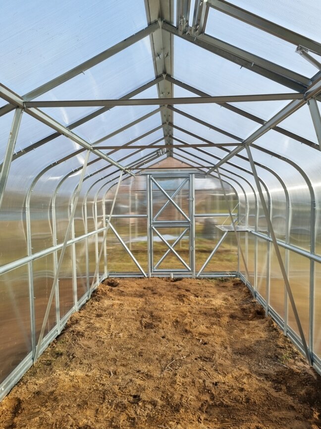 Klėtis - Lašo formos Lietuviškas šiltnamis, ilgis 4m, danga 6mm 2