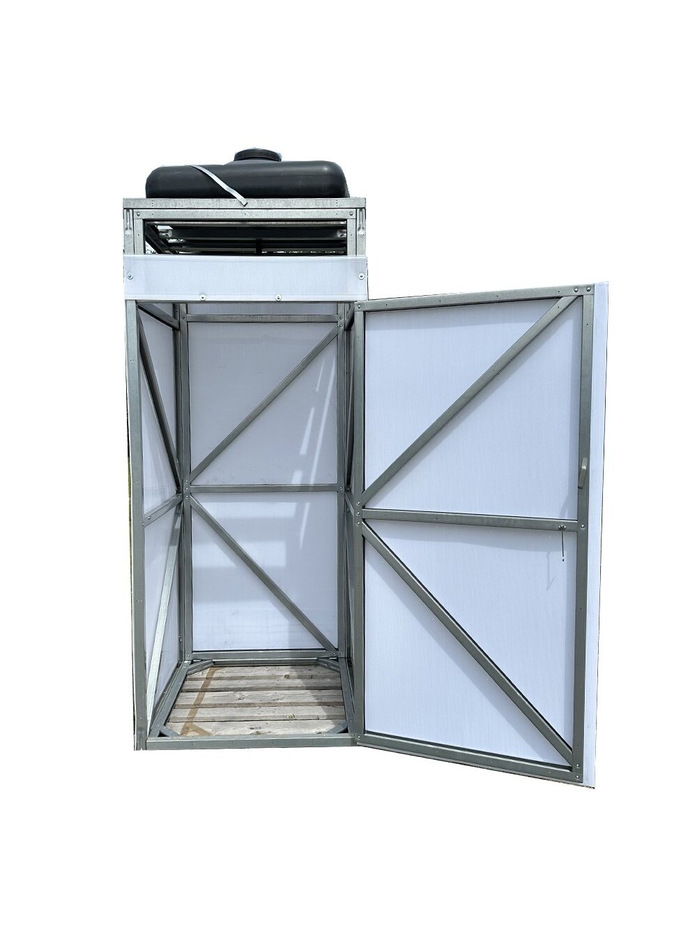 Lauko dušas 1×1 150L Lauko dušas 1×1 150L