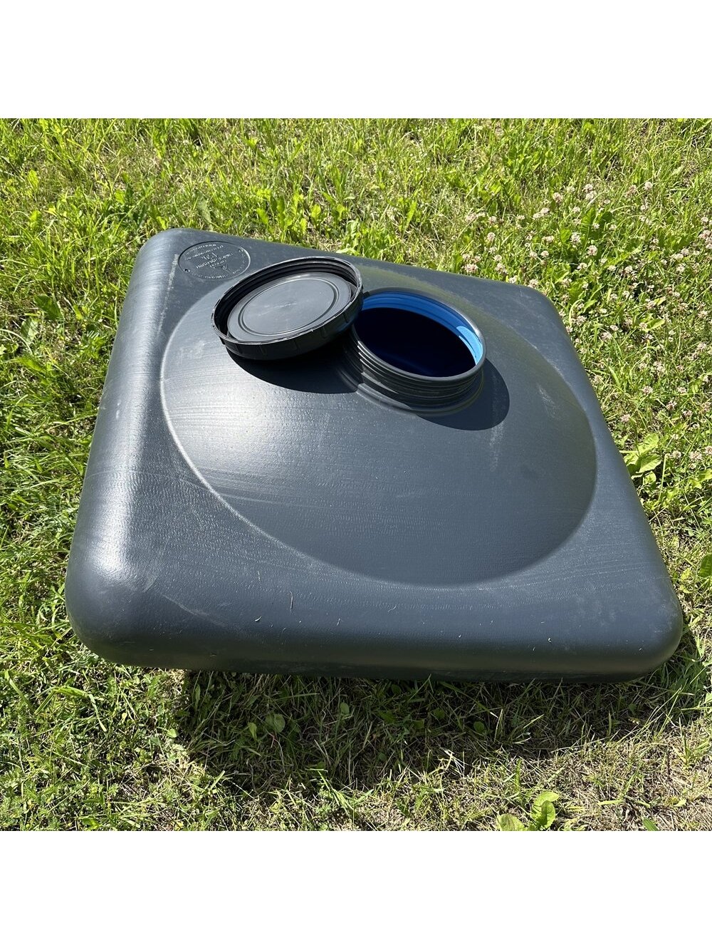 Lauko dušo bakas 75L UA 1 Lauko dušo bakas 75L UA 1