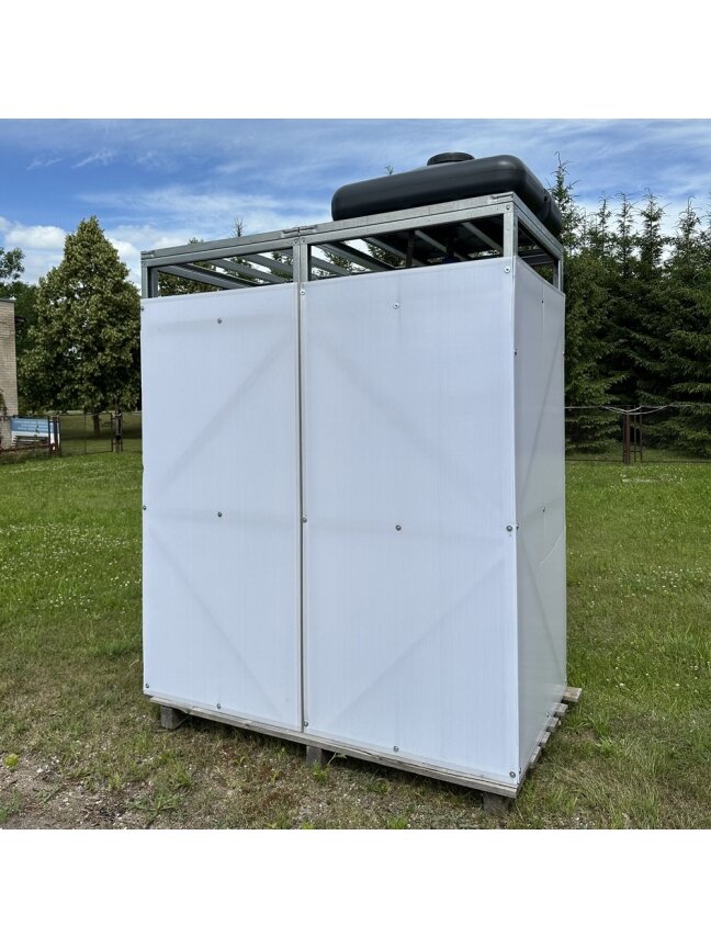 Lauko dušas 1×2 150 L 10 Lauko dušas 1×2 150 L 10