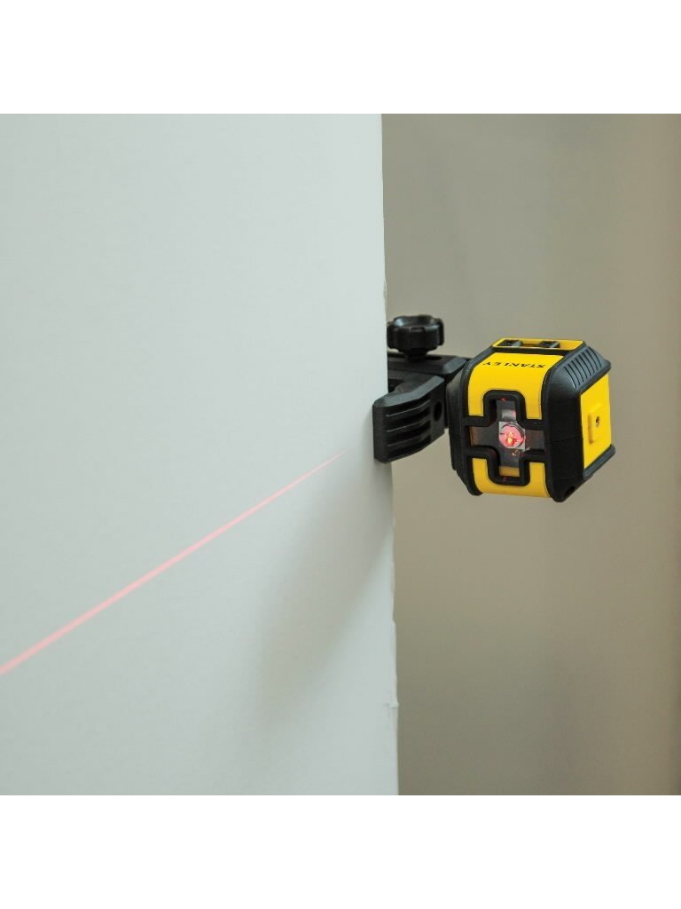 Lazerinis nivelyras CUBIX red su  dėklu ir spaustuvu, Stanley
