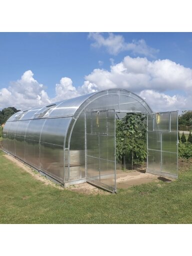 MAXI 4.1x7.94m. 4 mm