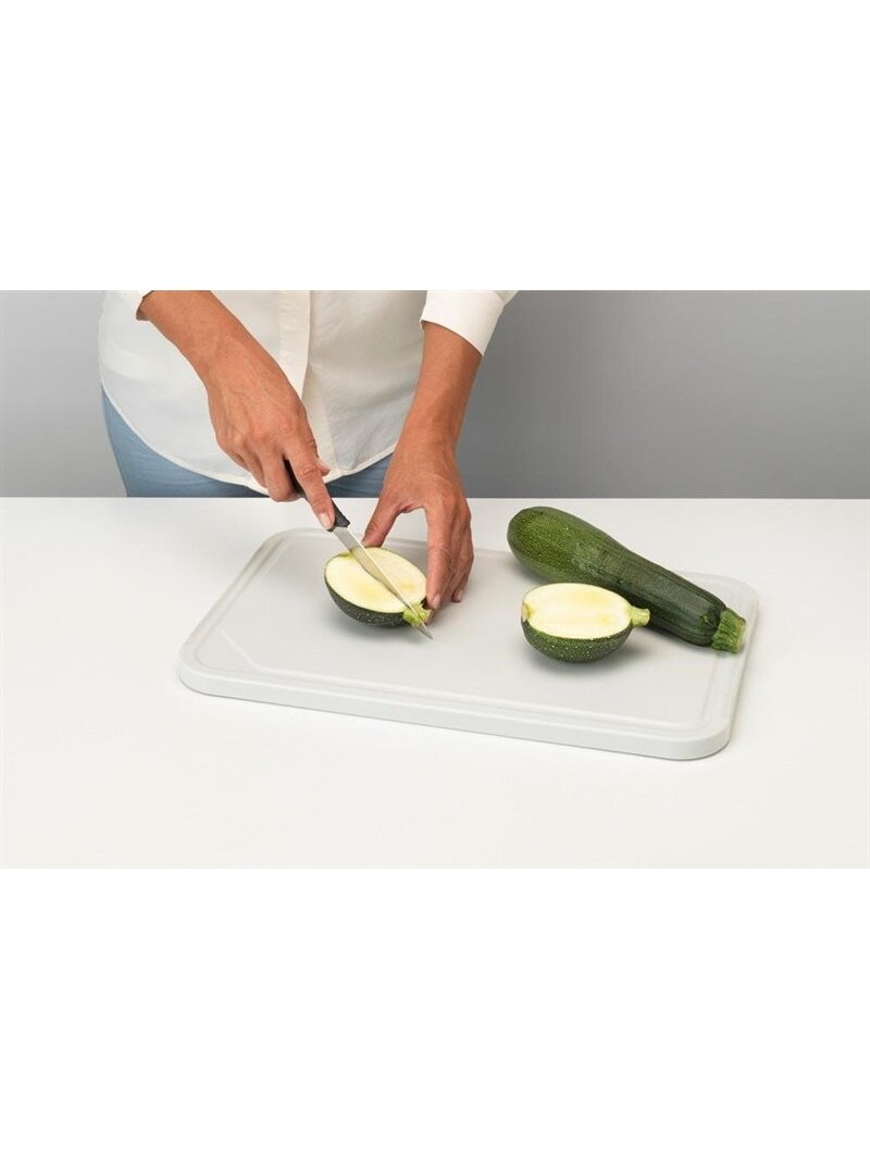 Pjaustymo lentelė Brabantia, pilka, 26.9 cm x 43 cm 2 Pjaustymo lentelė Brabantia, pilka, 26.9 cm x 43 cm 2