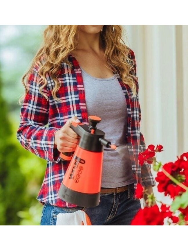 Purkštuvas, pripumpuojamas Kwazar, plastikas, raudona, 1.5 l 2 Purkštuvas, pripumpuojamas Kwazar, plastikas, raudona, 1.5 l 2
