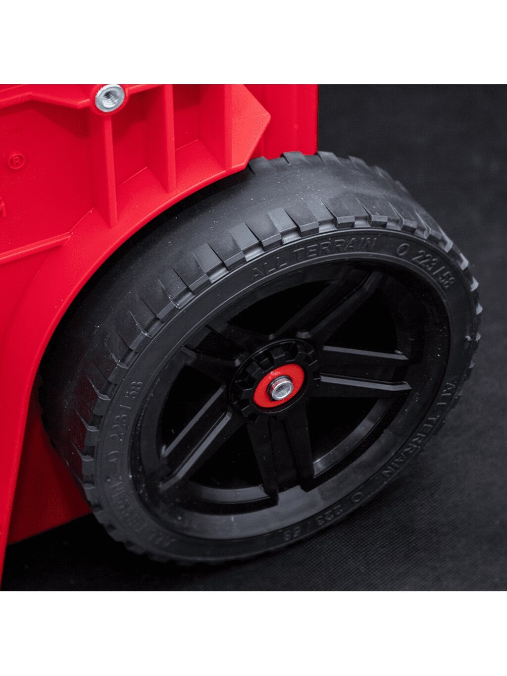 Qbrick QBRICK ONE Įrankių dėžė su ratukais 2.0 RED 3 Qbrick QBRICK ONE Įrankių dėžė su ratukais 2.0 RED 3