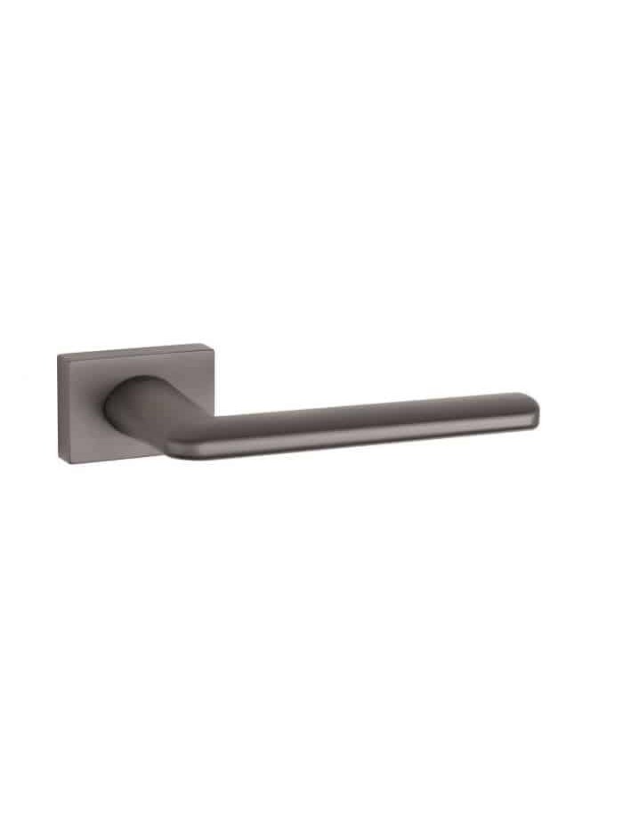 Rankena TUPAI 3098 RT, Titanas