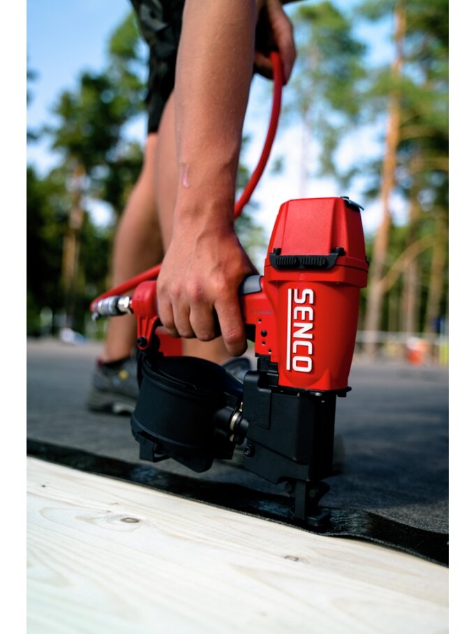 Senco Pneumatinė viniakalė 16°, RoofPro445XP-HJ, SENCO 4