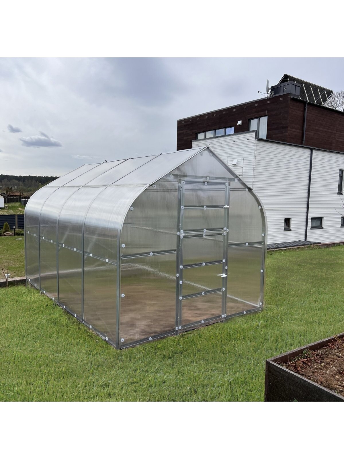 Šiltnamis KLASIKA Drop - 6 mm storio kanalinis polikarbonatas - 2,5 x 8 m (20 m²) 7 Šiltnamis KLASIKA Drop - 6 mm storio kanalinis polikarbonatas - 2,5 x 8 m (20 m²) 7