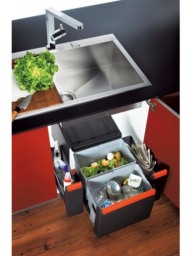 Šiukšliadėžė FRANKE, Cube 40, automatinis atidarymas, 2x14l. 1 Šiukšliadėžė FRANKE, Cube 40, automatinis atidarymas, 2x14l. 1