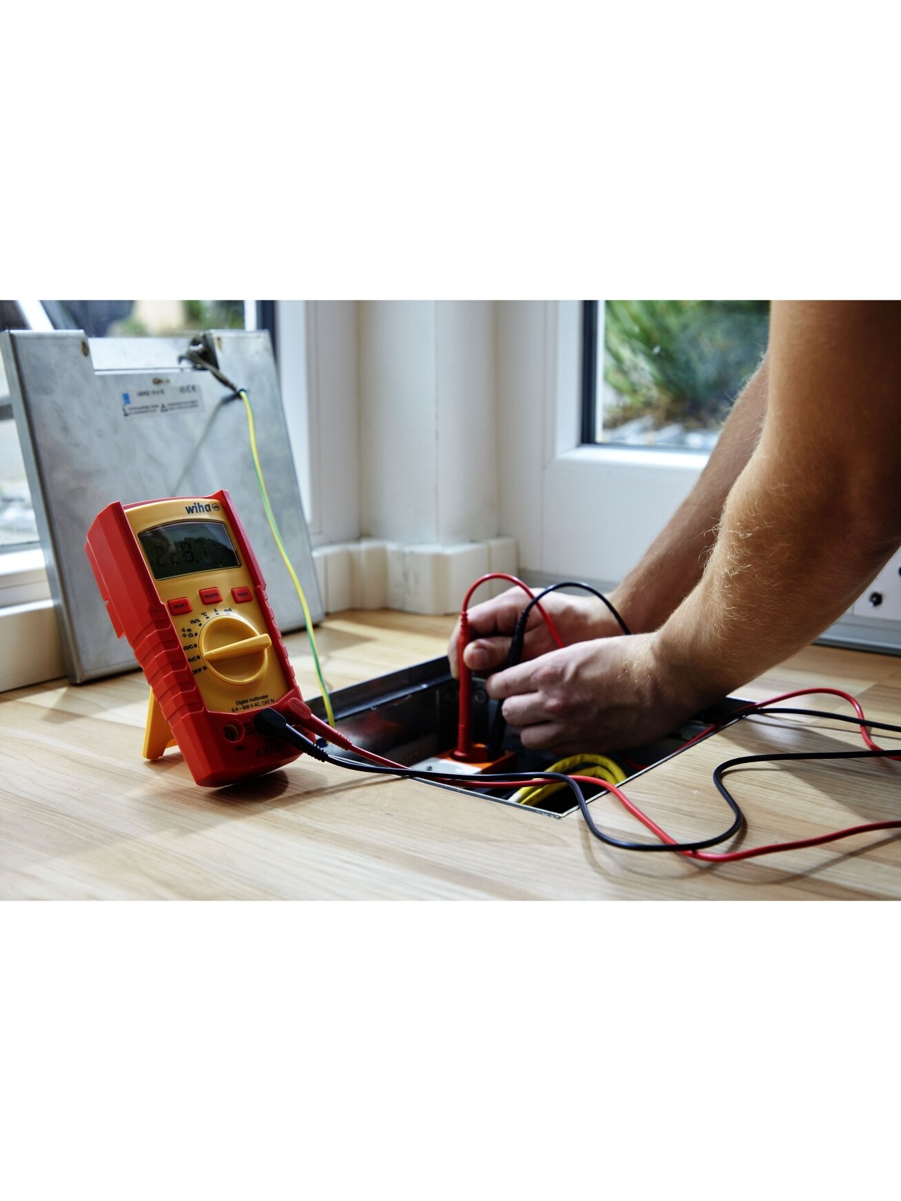 Skaitmeninis multimetras iki 600 V AC WIHA, Elektrikams 1 Skaitmeninis multimetras iki 600 V AC WIHA, Elektrikams 1