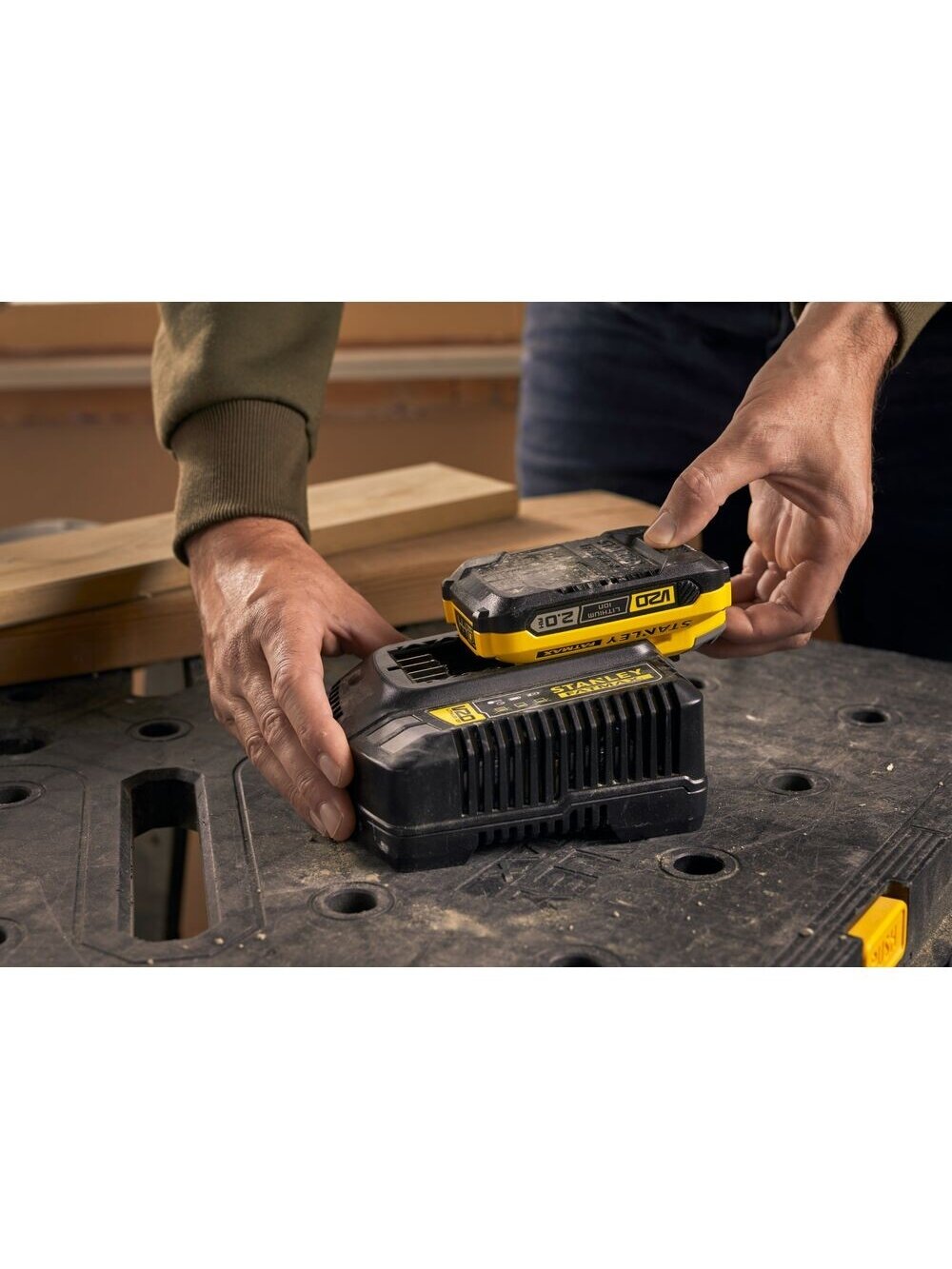 Stanley Akumuliatorius Stanley SFMCB202 2.0 Ah 4