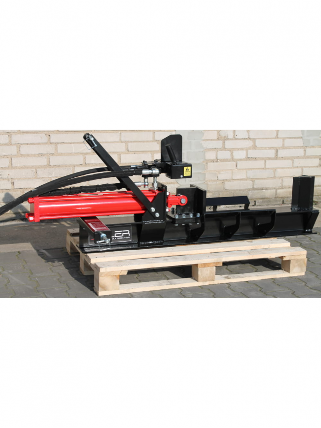 Traktorinė skaldyklė STILER 14T-610mm 1 Traktorinė skaldyklė STILER 14T-610mm 1