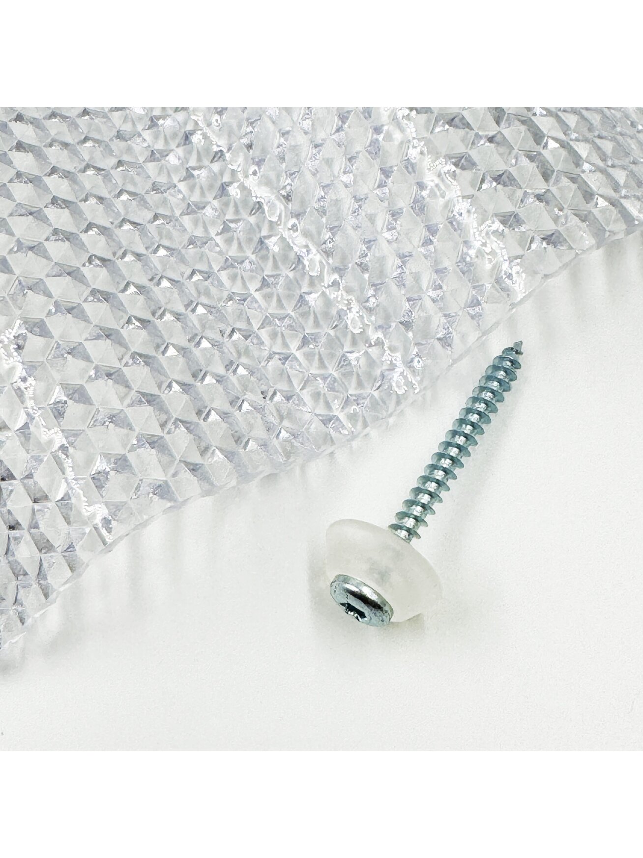 Tvirtinimo varžtai į medį su tarpine M5 x 50 mm MK PC DIAMONDS (3 spalvos) - Skaidri 1