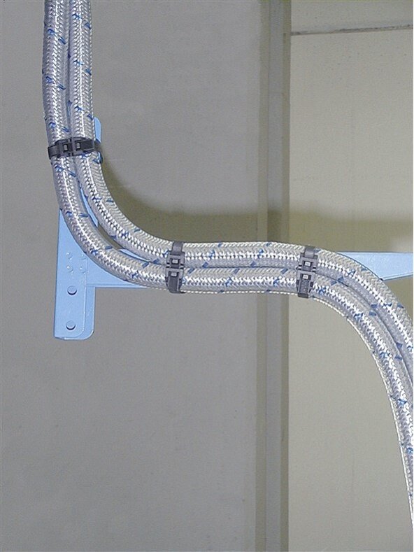 Tvirtinimo dirželis Elematic, 8.8 x 200 mm, juodas 1 Tvirtinimo dirželis Elematic, 8.8 x 200 mm, juodas 1