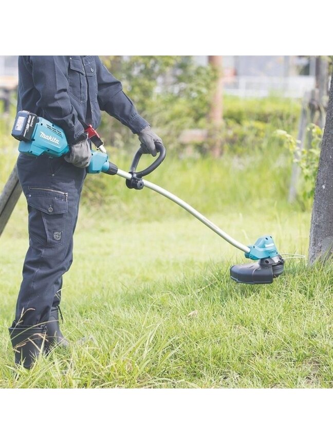 ŽOLIAPJOVĖ AKUMULIAT 18V 26CM DUR189Z 2 ŽOLIAPJOVĖ AKUMULIAT 18V 26CM DUR189Z 2